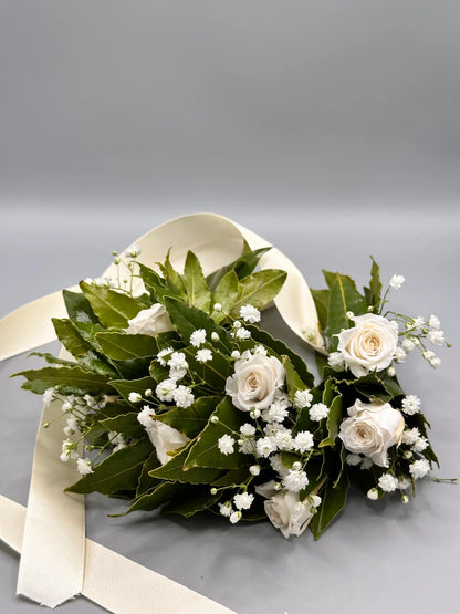 Bracciale di laurea con alloro e fiori stabilizzati misti