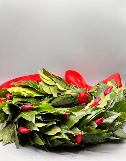 Corona d’alloro per laurea con peperoncini artificiali rossi